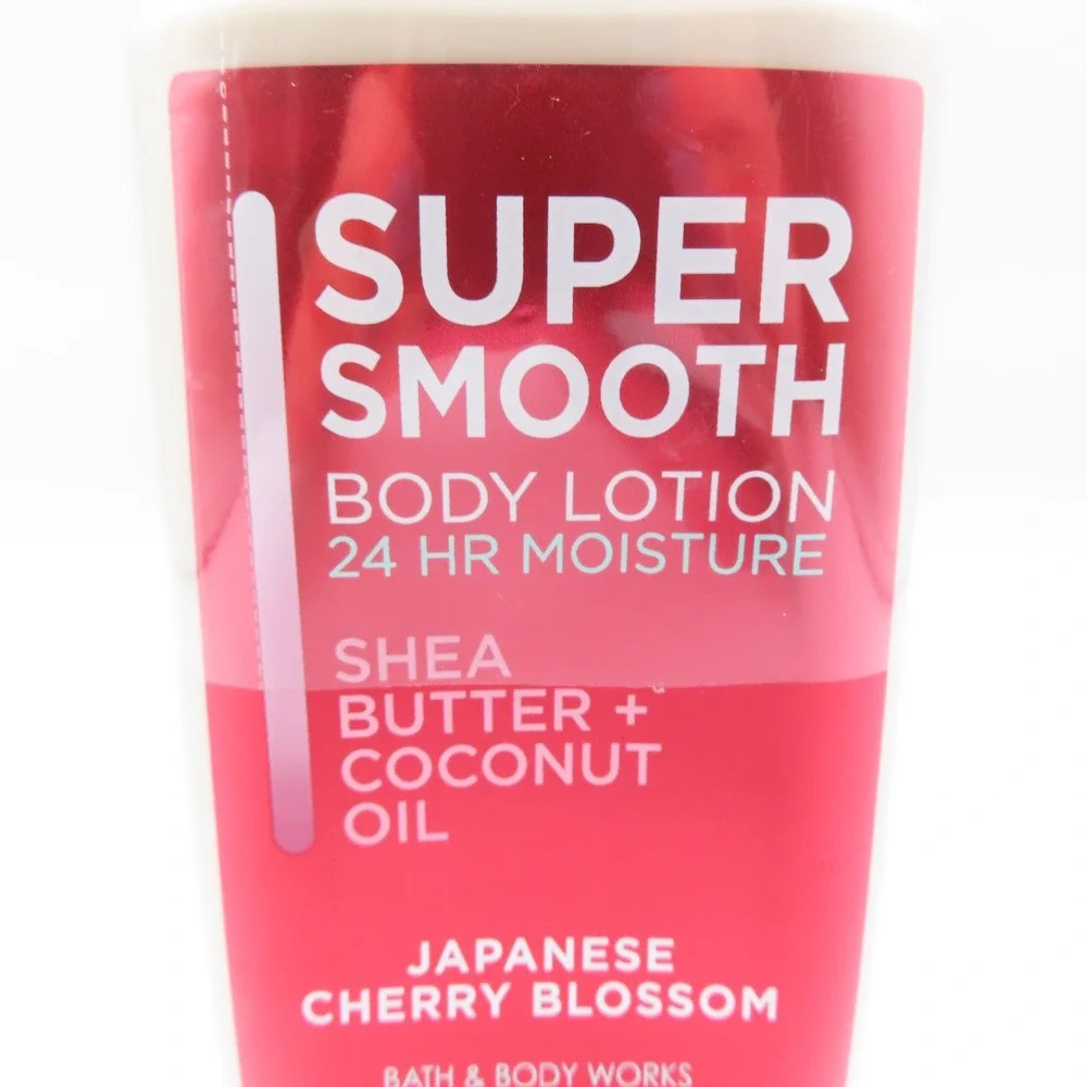 Bath & Body Works Japanese‎ Cherry Blossom Super Smooth Body Lotion 8oz